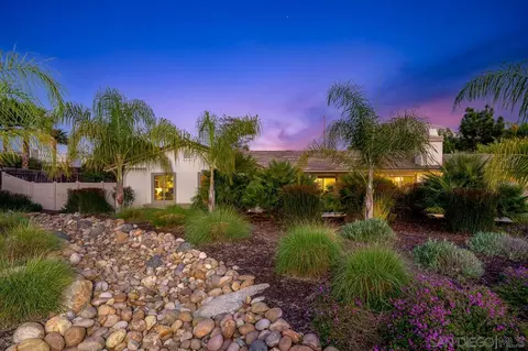 Exterior - 1733 La Valhalla Pl, El Cajon, CA 92019 photo 11 of 13