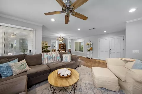 Living - 1733 La Valhalla Pl, El Cajon, CA 92019 photo 3 of 6