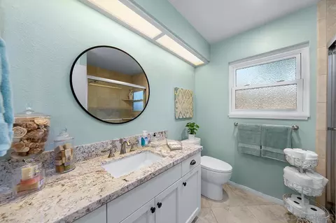 Bath - 1733 La Valhalla Pl, El Cajon, CA 92019 photo 2 of 3