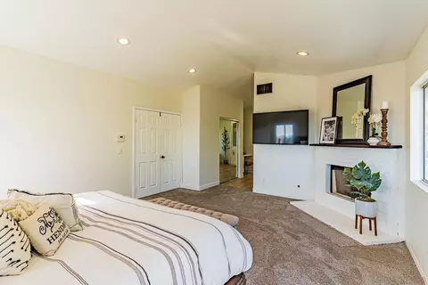 Bedroom - 2468 Night Star Pl, Alpine, CA 91901 photo 3 of 7