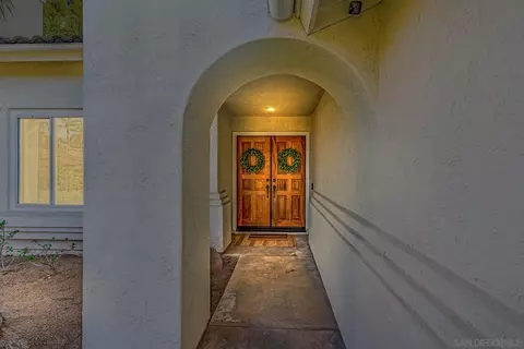 Exterior - 2468 Night Star Pl, Alpine, CA 91901 photo 3 of 16
