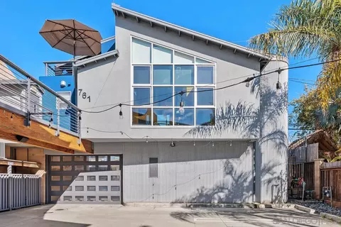 Exterior - 761 2nd St, Encinitas, CA 92024 photo 5 of 9