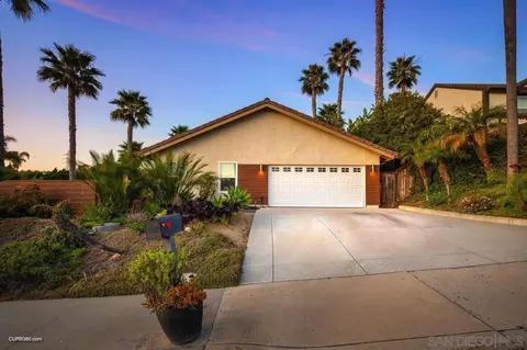 Exterior - 3126 Del Rey Ave, Carlsbad, CA 92009 photo 2 of 8