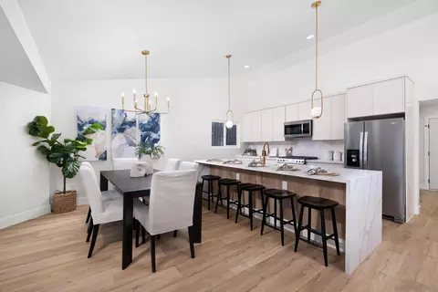 Dining - 4642 Rose Dr, Oceanside, CA 92056 photo 2 of 3