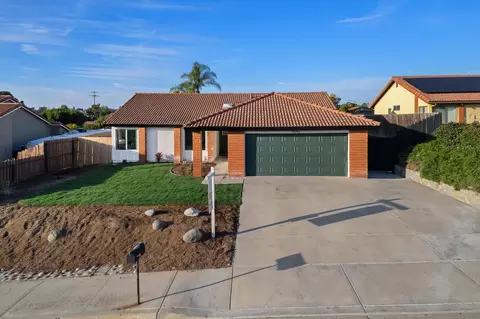 4642 Rose Dr, Oceanside, CA 92056