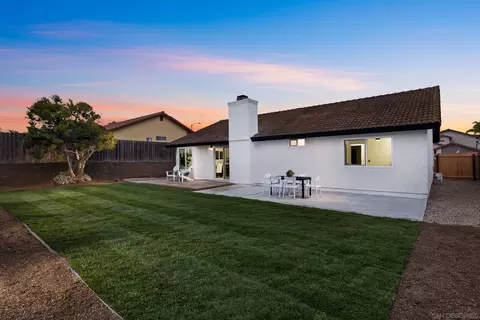 Exterior - 4642 Rose Dr, Oceanside, CA 92056 photo 10 of 11