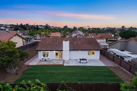 Exterior - 4642 Rose Dr, Oceanside, CA 92056 photo 11 of 11