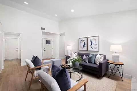 Living - 4642 Rose Dr, Oceanside, CA 92056 photo 1 of 3