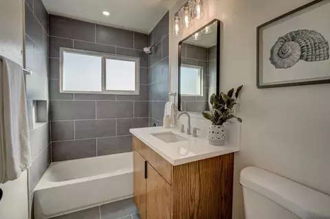 4701 Troy Ln, La Mesa, CA 91942 photo 9