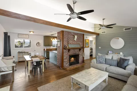 1418 Teton Dr, El Cajon, CA 92021
