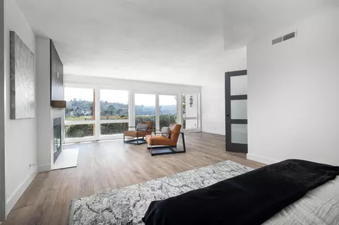 Living - 5 Greenview, Carlsbad, CA 92009 photo 3 of 3