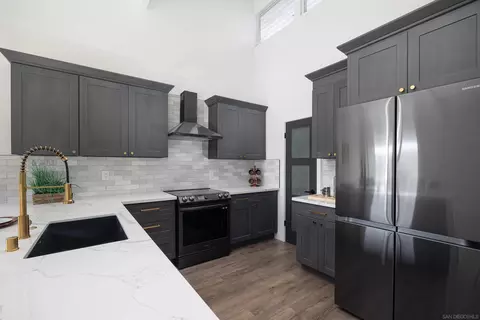 Kitchen - 5 Greenview, Carlsbad, CA 92009 photo 3 of 4