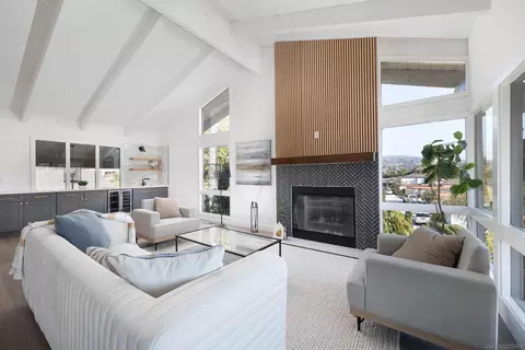 Living - 5 Greenview, Carlsbad, CA 92009 photo 1 of 3