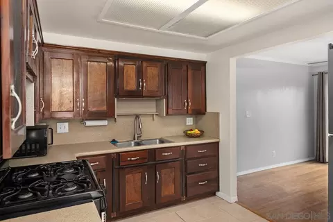 Kitchen - 421 Richfield Ave, El Cajon, CA 92020 photo 4 of 6