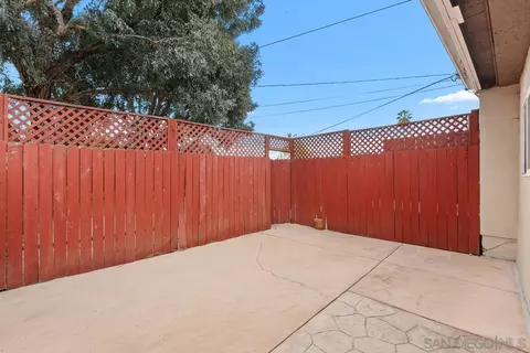 Exterior - 421 Richfield Ave, El Cajon, CA 92020 photo 5 of 10