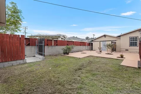 Exterior - 421 Richfield Ave, El Cajon, CA 92020 photo 9 of 10