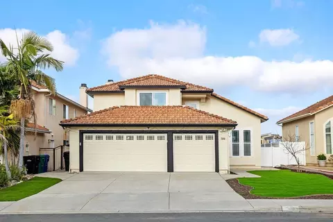 7804 Roan Rd, San Diego, CA 92129