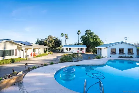 Exterior - 1337 Friends Way, Fallbrook, CA 92028 photo 17 of 25