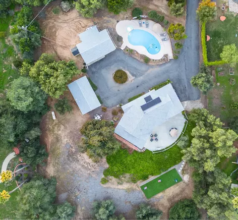 Floorplan - 1337 Friends Way, Fallbrook, CA 92028 photo 3 of 3