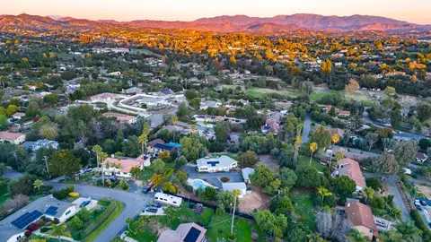 View/Area - 1337 Friends Way, Fallbrook, CA 92028 photo 3 of 8