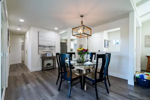 Dining - 1337 Friends Way, Fallbrook, CA 92028 photo 3 of 6