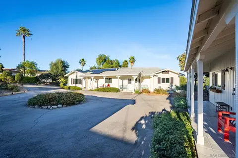 Exterior - 1337 Friends Way, Fallbrook, CA 92028 photo 19 of 25