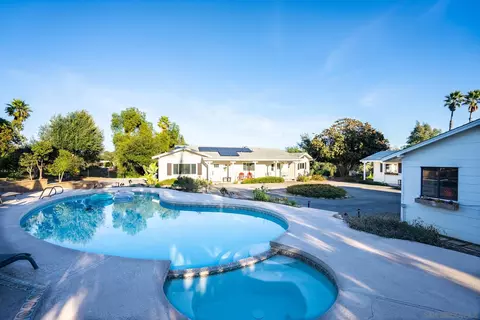 Exterior - 1337 Friends Way, Fallbrook, CA 92028 photo 15 of 25