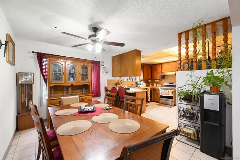 8879 Innsdale Ave, Spring Valley, CA 91977 photo 15