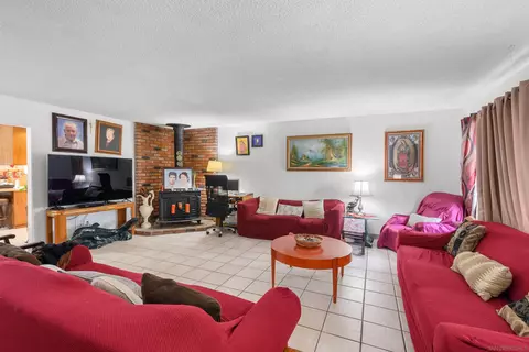 8879 Innsdale Ave, Spring Valley, CA 91977 photo 8