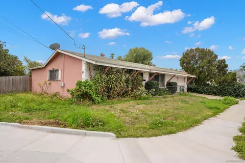 8879 Innsdale Ave, Spring Valley, CA 91977 photo 2