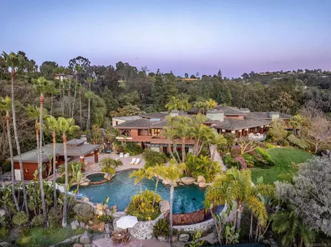 4840 El Secreto, Rancho Santa Fe, CA 92067