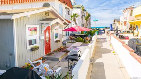 719 Zanzibar Ct, San Diego, CA 92109