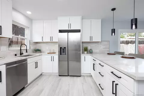 Kitchen - 8442 Angila Dr, Santee, CA 92071 photo 4 of 4