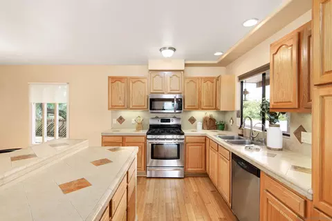 Kitchen - 3617 Hartzel Dr, Spring Valley, CA 91977 photo 6 of 6