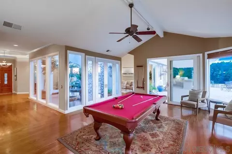 Living - 16157 Country Day Rd, Poway, CA 92064 photo 4 of 8