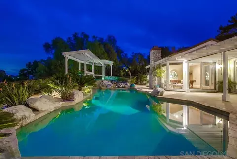 Exterior - 16157 Country Day Rd, Poway, CA 92064 photo 14 of 35