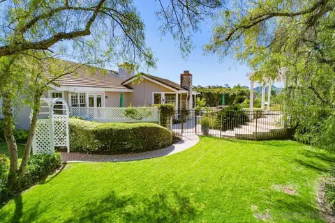 Exterior - 16157 Country Day Rd, Poway, CA 92064 photo 6 of 35