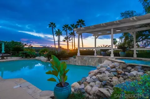 Exterior - 16157 Country Day Rd, Poway, CA 92064 photo 3 of 35