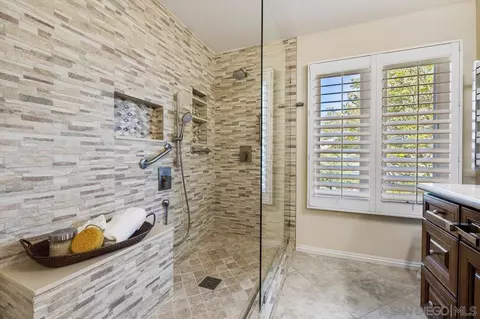 Bath - 4712 Bryce Cir, Carlsbad, CA 92008 photo 2 of 4