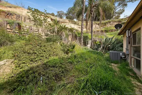 Exterior - 5375 Wellesley St, La Mesa, CA 91942 photo 3 of 4