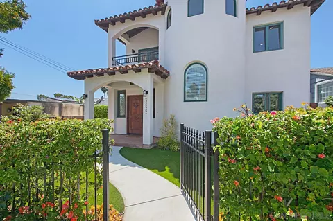 Exterior - 5622 Taft Ave, La Jolla, CA 92037 photo 2 of 8