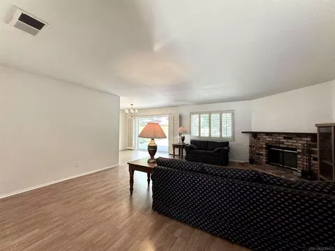 Living - 3754 Cameo Dr, Oceanside, CA 92056 photo 1 of 3