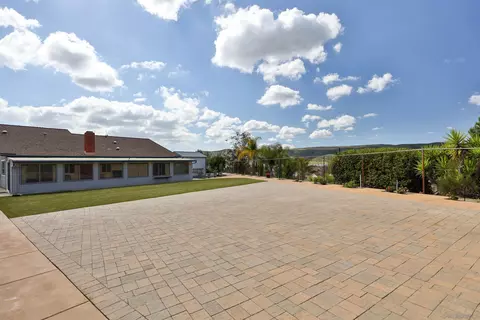 Exterior - 9378 Remuda Ct, Santee, CA 92071 photo 3 of 7