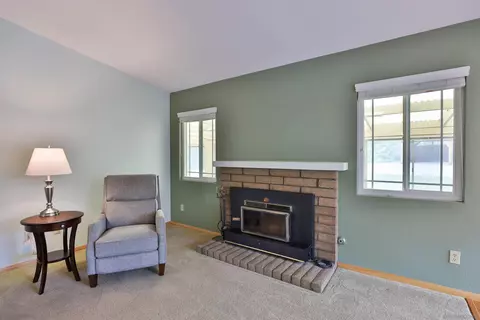 Living - 9378 Remuda Ct, Santee, CA 92071 photo 2 of 3