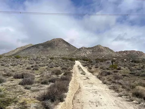 000 Carrizo Gorge Rd #21, Jacumba, CA 91934