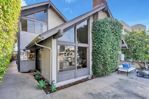 Exterior - 29 Green Turtle Rd, Coronado, CA 92118 photo 5 of 13