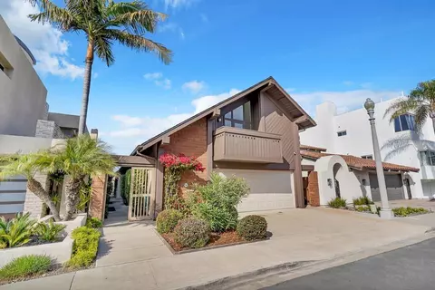 Exterior - 29 Green Turtle Rd, Coronado, CA 92118 photo 1 of 13