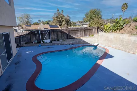 Exterior - 1558 Soma Pl, El Cajon, CA 92021 photo 8 of 11