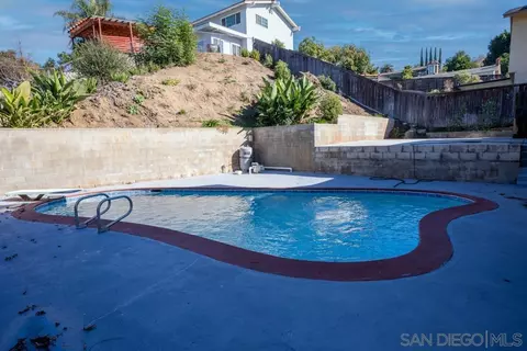 Exterior - 1558 Soma Pl, El Cajon, CA 92021 photo 9 of 11