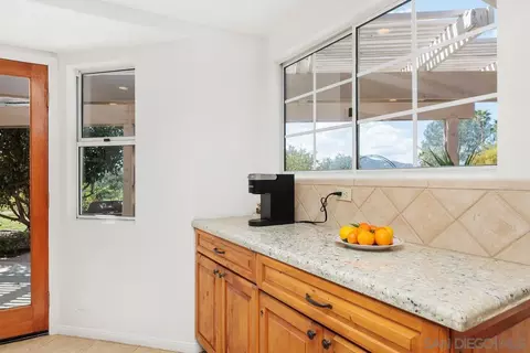 15121 Country Hill Rd, Poway, CA 92064 photo 13
